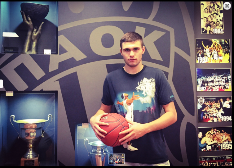 Nick Kamaras signs with PAOK BC!